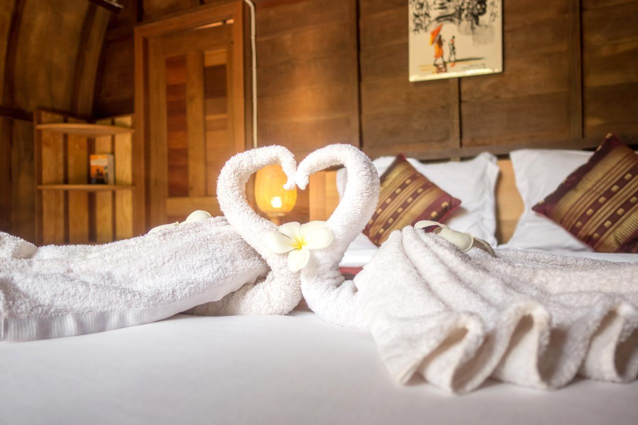 Bamboo Bungalow Kampot Ngoại thất bức ảnh